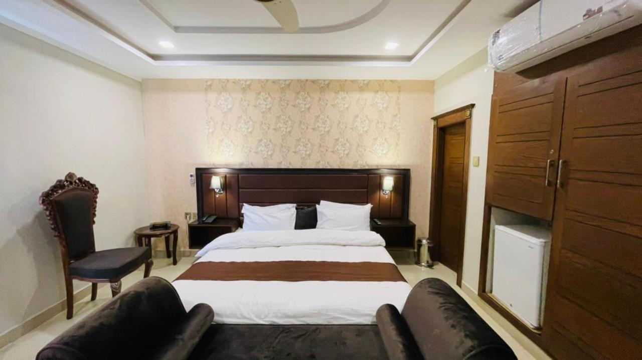 Golden Sand Hotel Rahim Yar Khan Kültér fotó